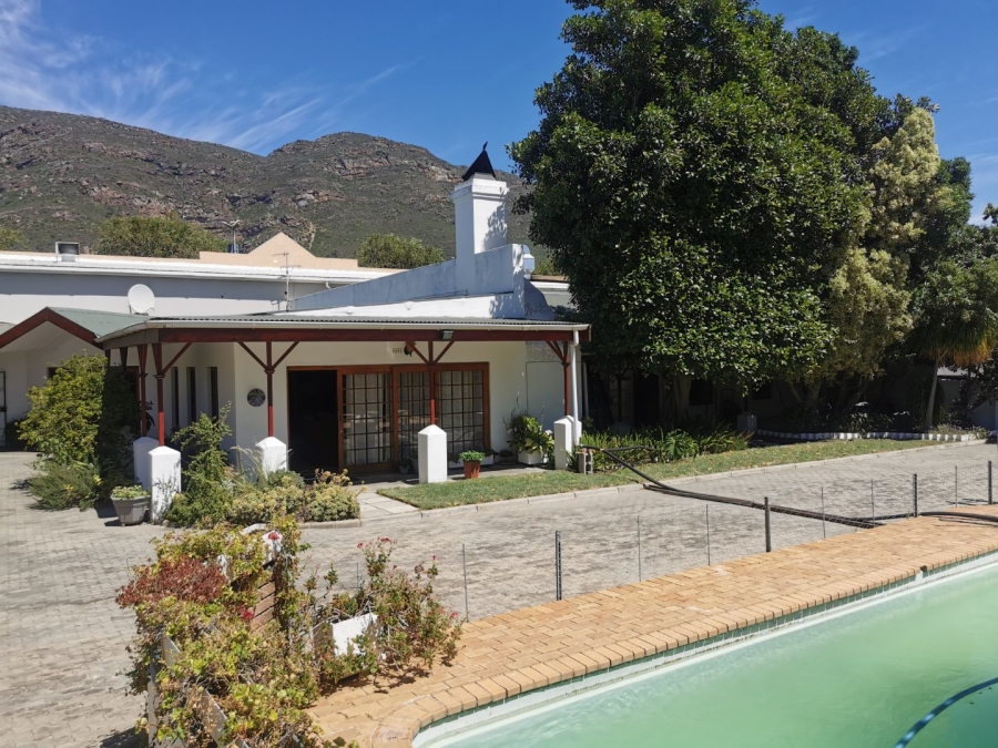 5 Bedroom Property for Sale in Piketberg Western Cape